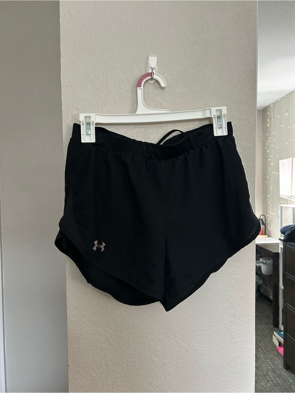 Under Armour Women's Black Running Shorts size small
